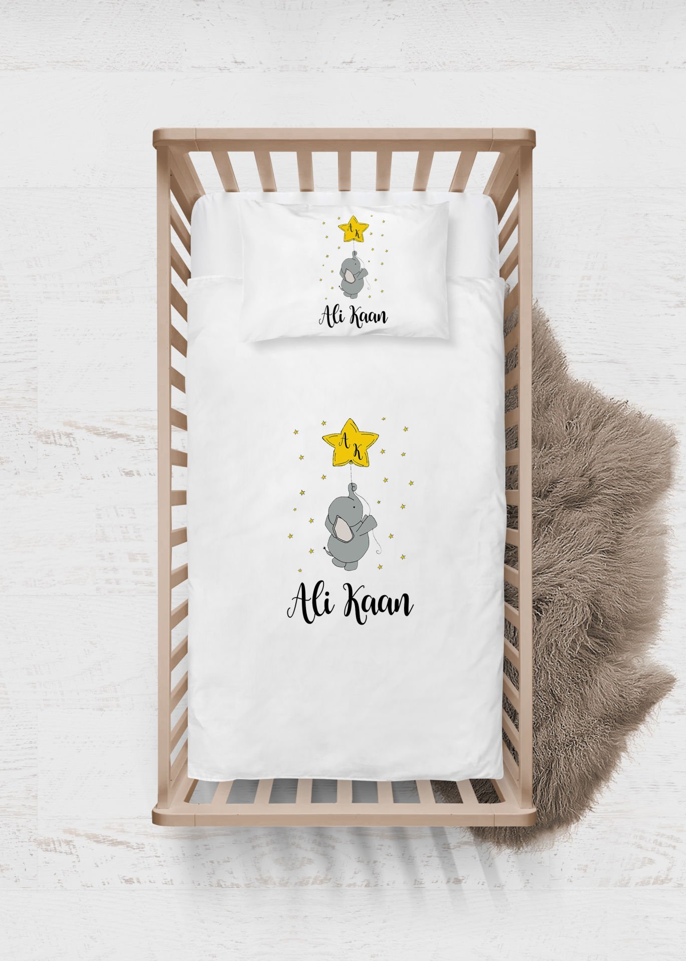 Yıldız Tutan Fil Tasarımı Nevresim Takımı