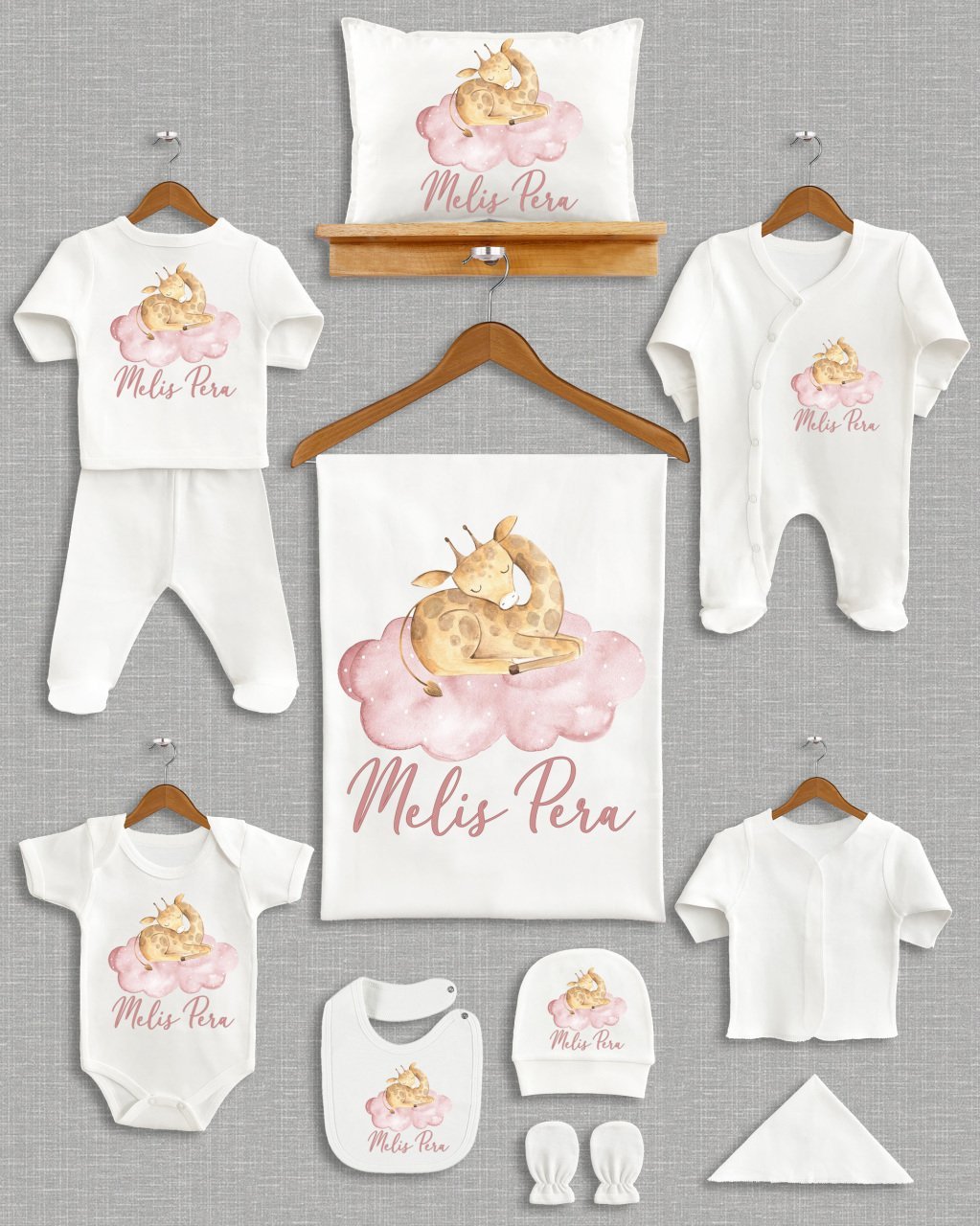 Pembe Bulut Üzerinde Sevimli Zürafa Tasarımı 11'li Organik  Hastane Çıkışı