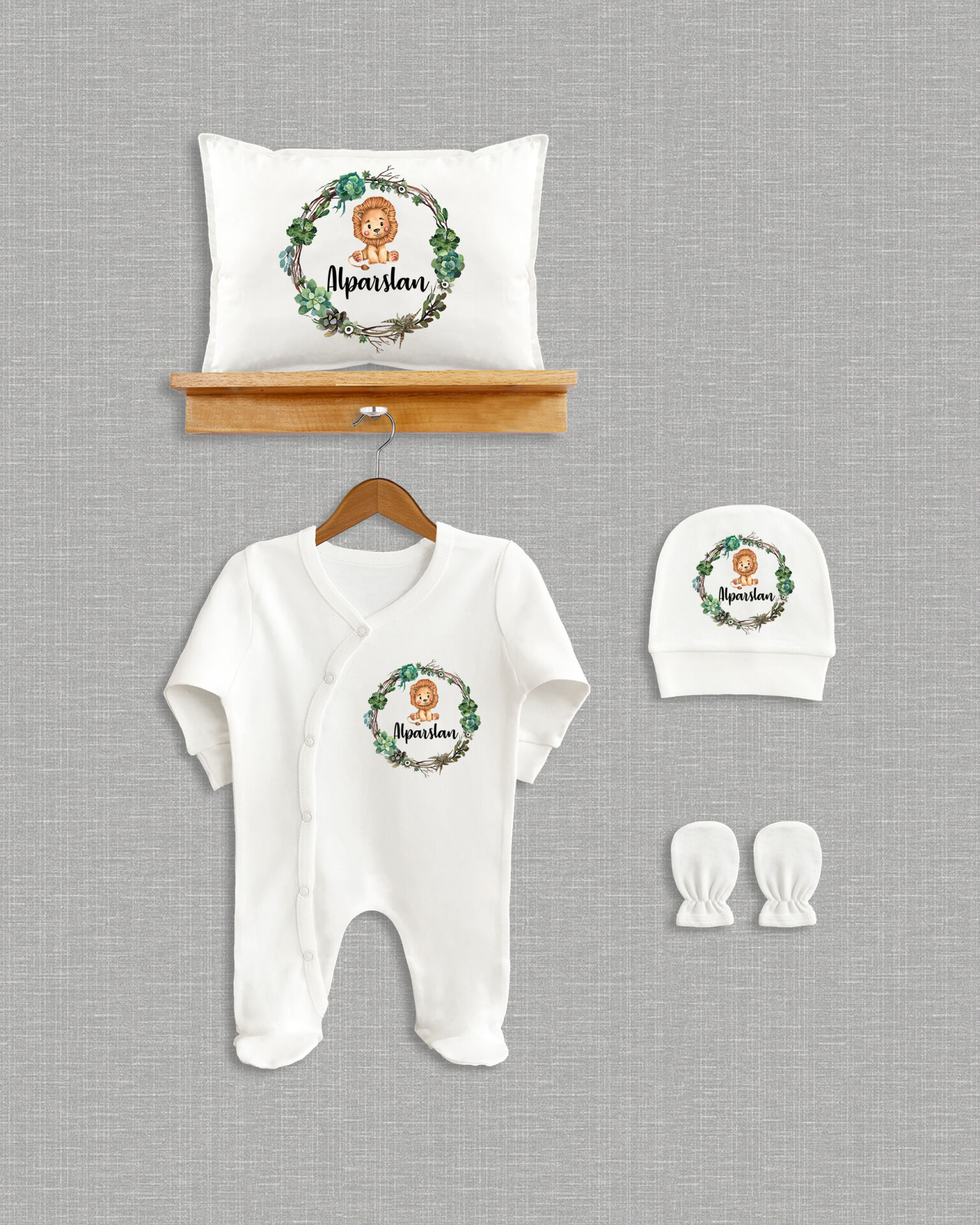 Çelenkte Sevimli Aslan Tasarımı 4'lü Organik Hastane Çıkışı