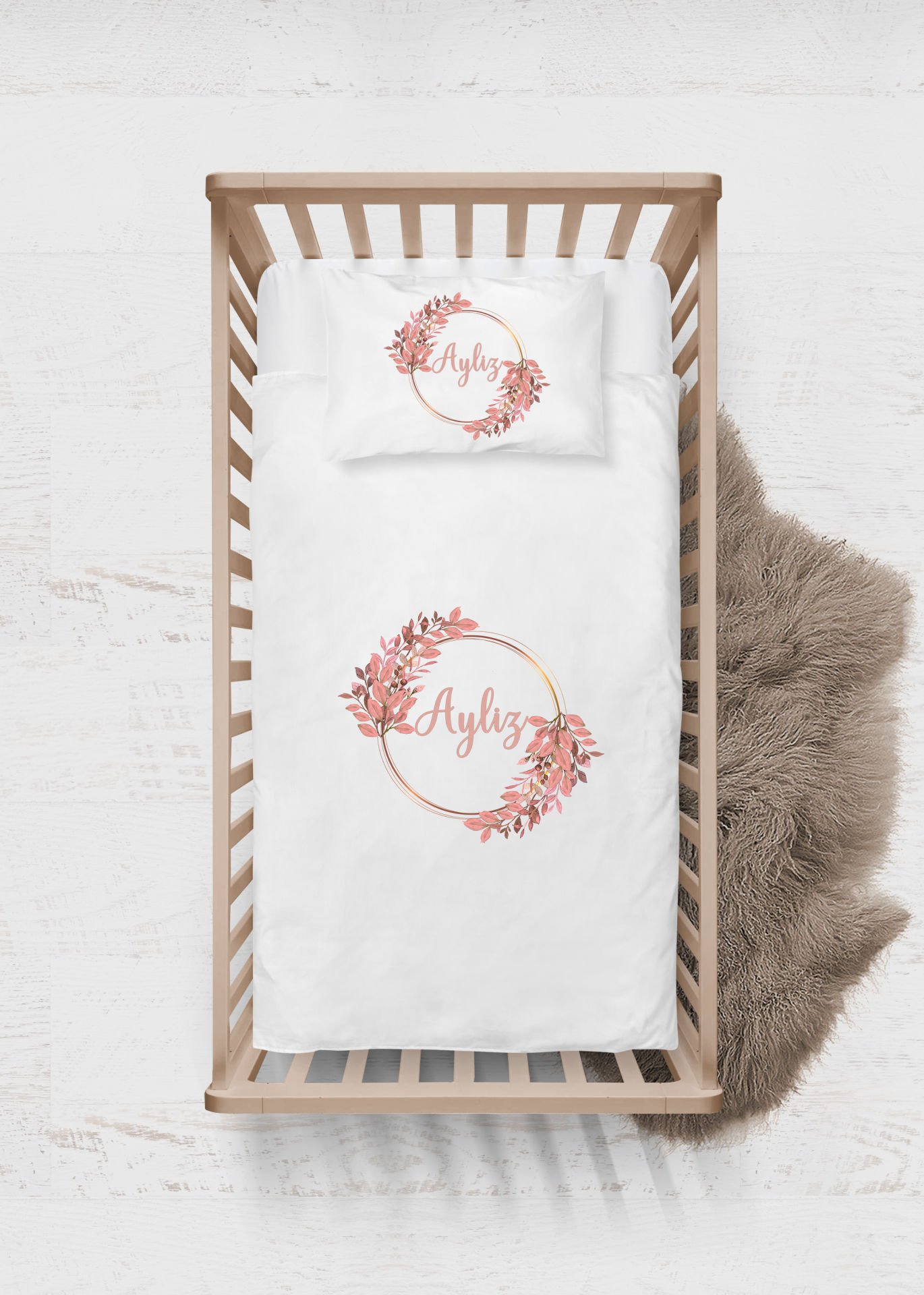 Soft Çiçek Çelenk Tasarımı Nevresim Takımı