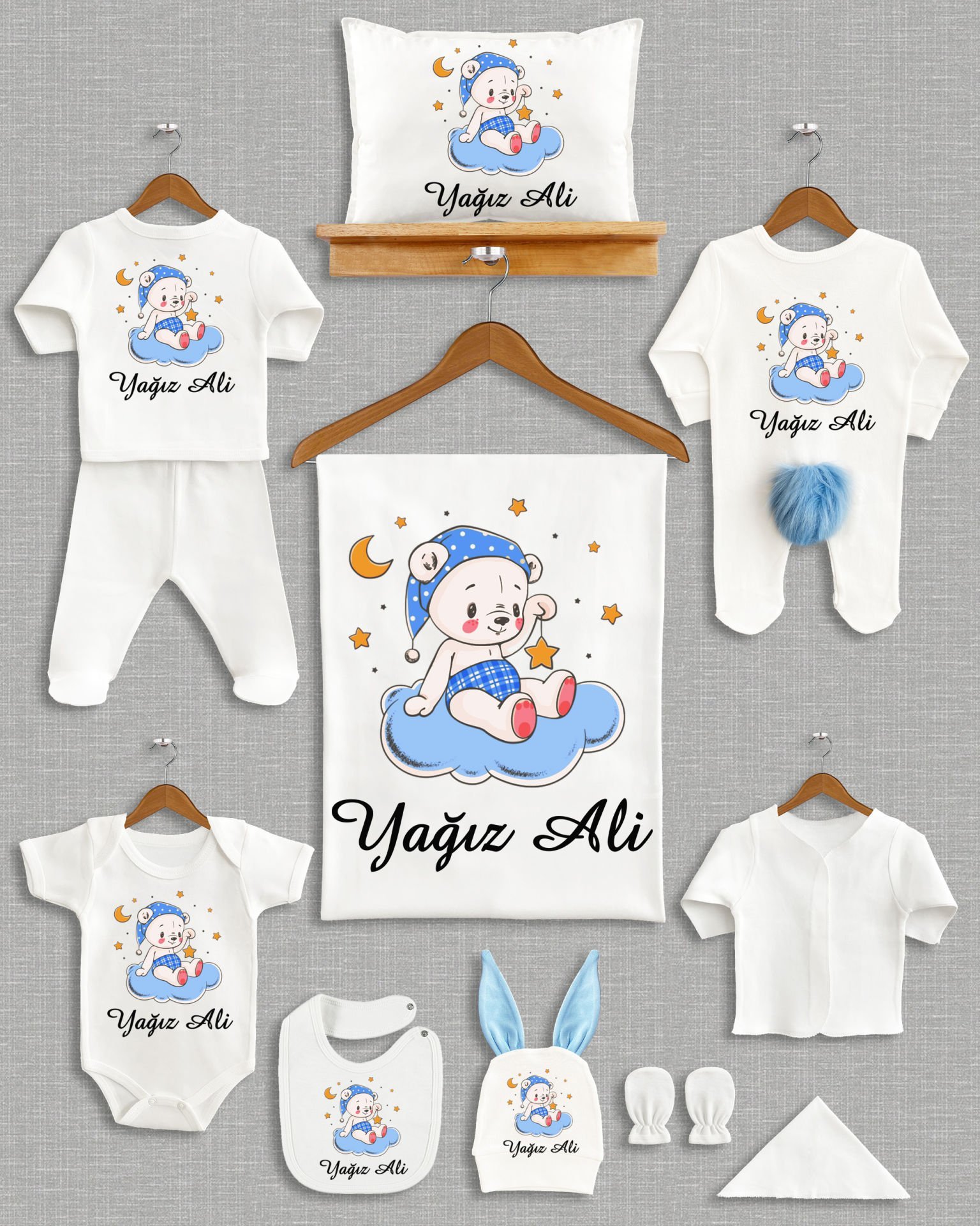 Mavi Bulut Üzerinde Sevimli Ayıcık Tasarımı Ponponlu Tavşan Kulaklı 11'li Organik Hastane Çıkışı