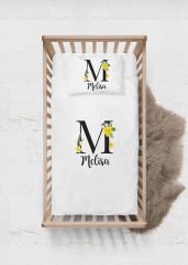 Çiçekli M Harfi Tasarımı Nevresim Takımı