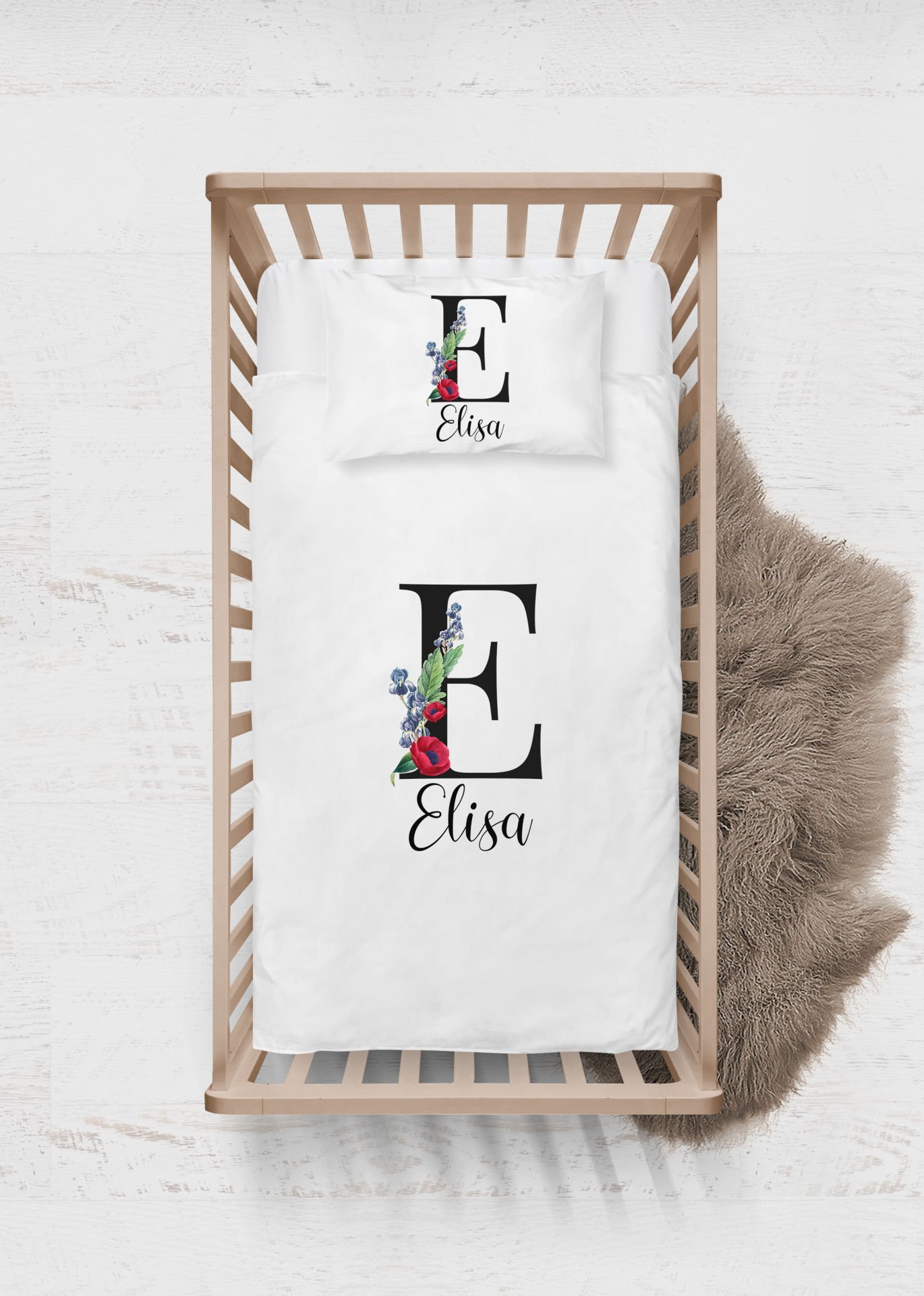 Çiçekli E Harfi Tasarımı Nevresim Takımı