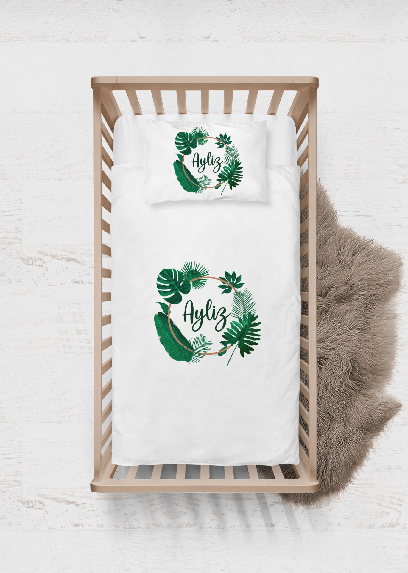 Koyu Yeşil Yaprak Çelenk Tasarımı Nevresim Takımı