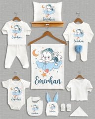 Mavi Bulut Üzerinde Uyuyan Sevimli Ayıcık Tasarımı Ponponlu Tavşan Kulaklı 11'li Organik Hastane Çıkışı