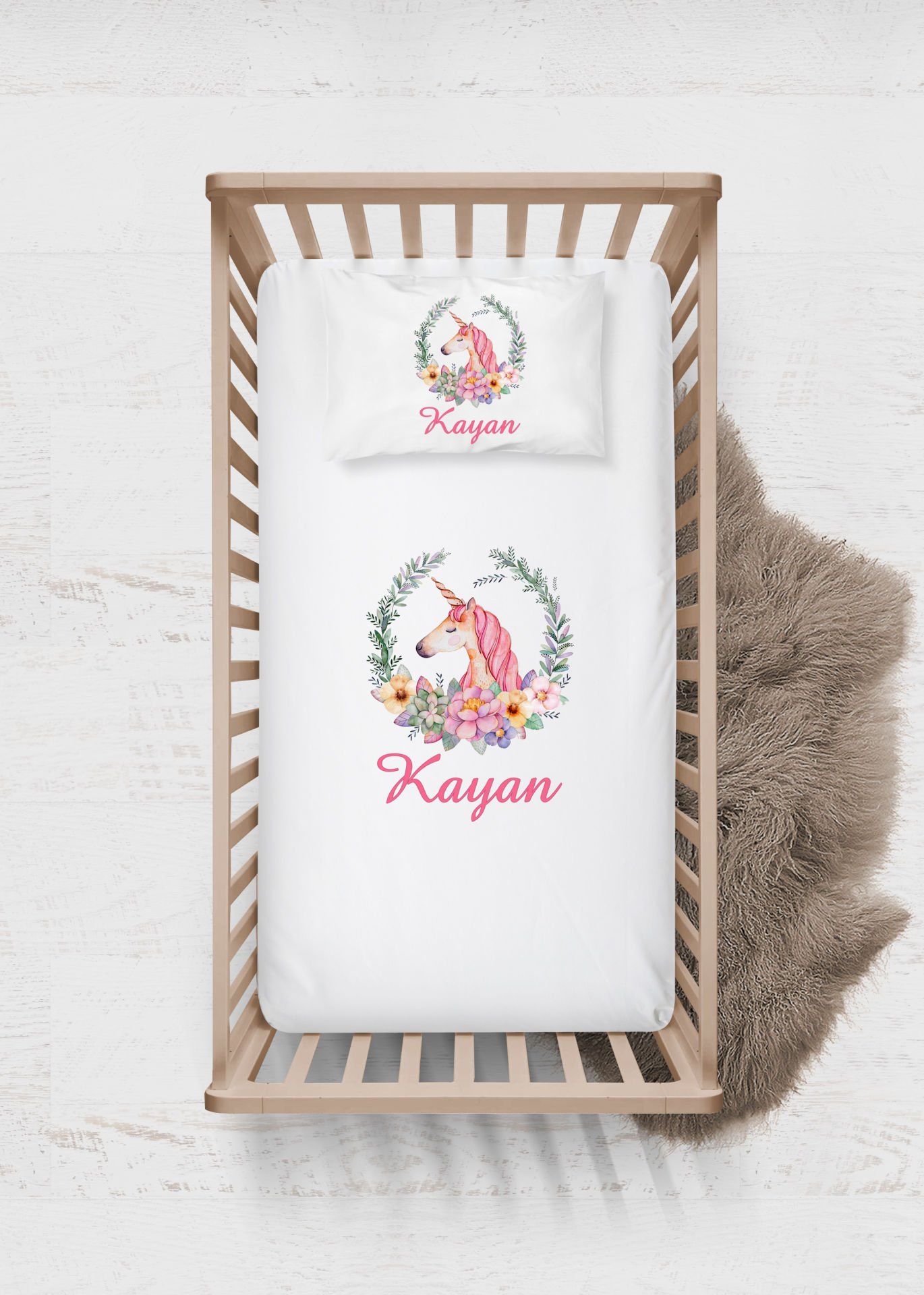 Çelenkli Unicorn Tasarımı Çarşaf Seti